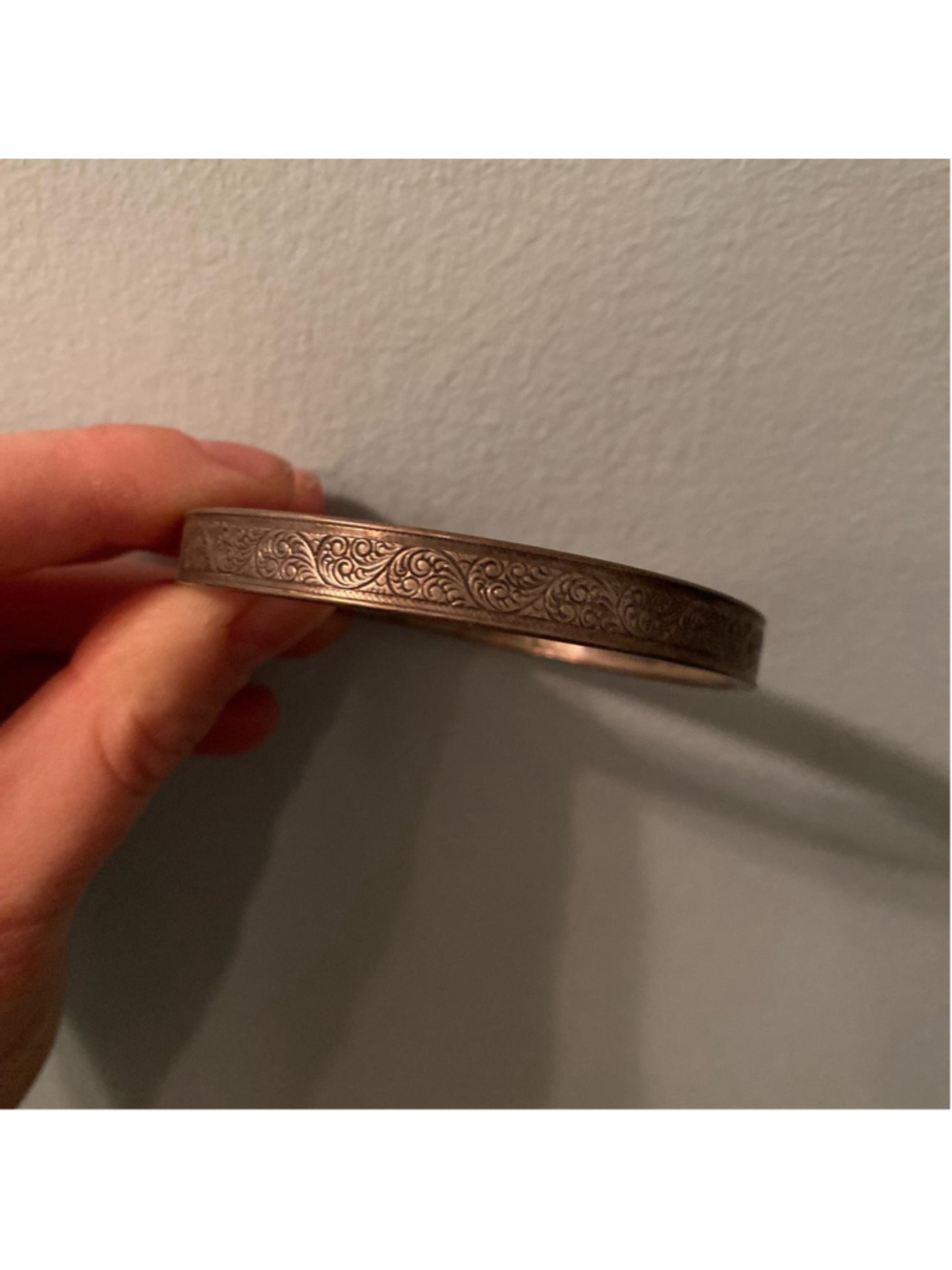 Danecraft sterling bangle bracelet with pattern all around